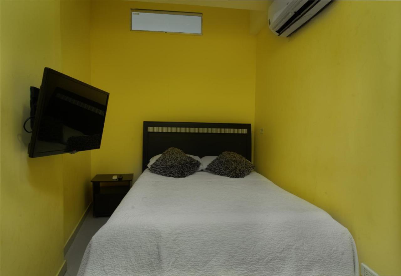 Poseidon Lake Apartments Cartagena Eksteriør billede