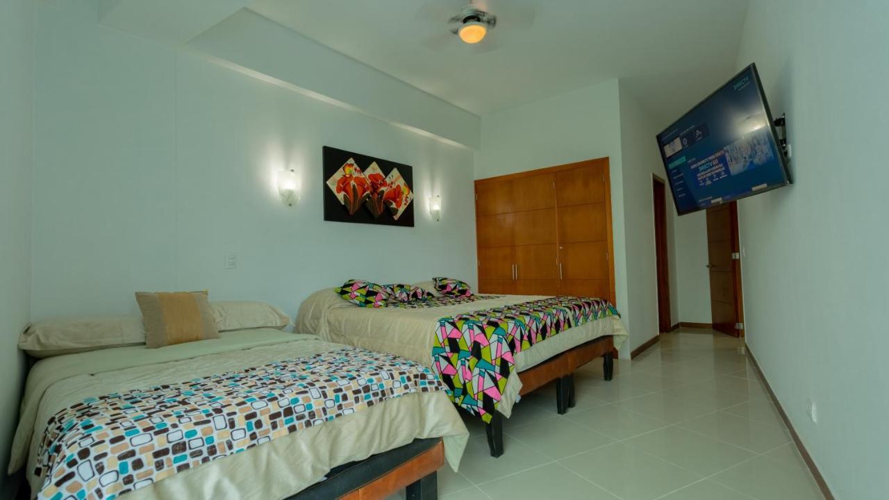 Poseidon Lake Apartments Cartagena Eksteriør billede